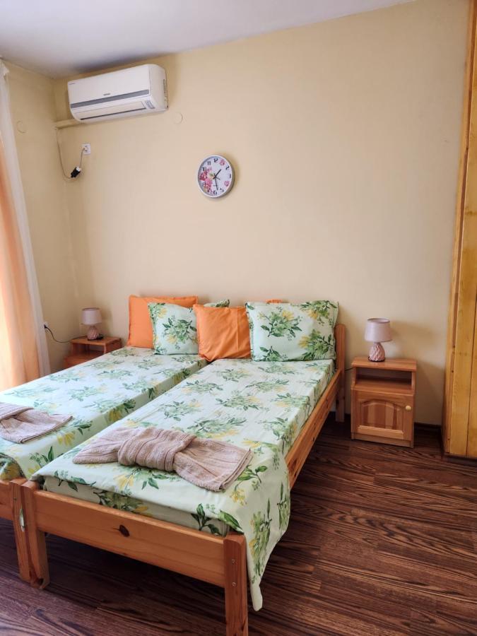 Guest House Ares 索佐波尔 外观 照片